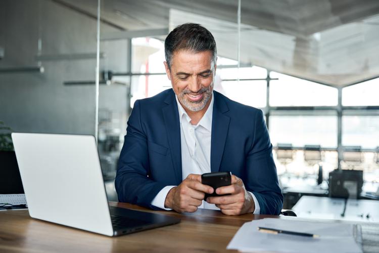 What Are the Benefits of the AZUR Virtual City?